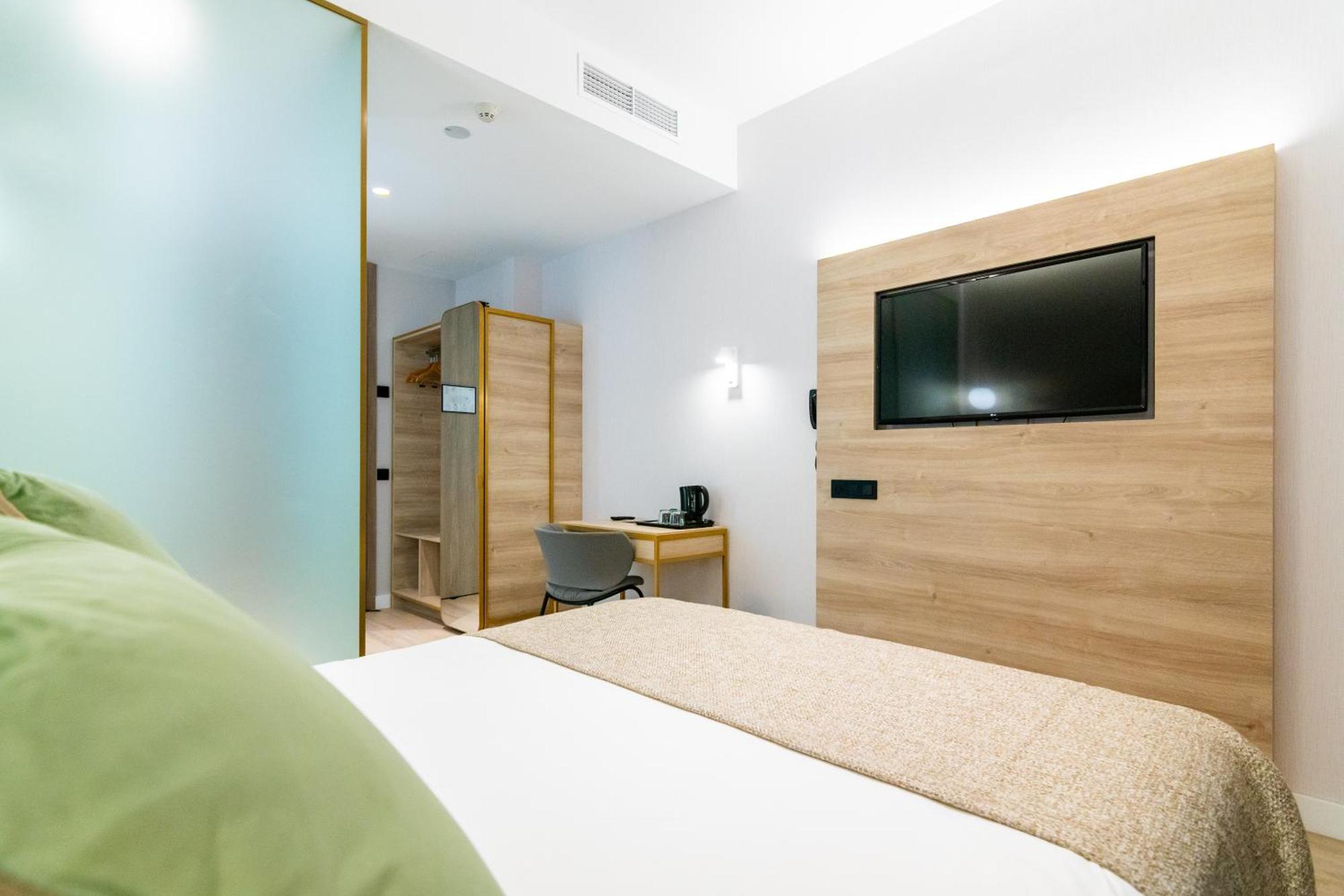 Hotel Malaga Vibes Екстер'єр фото